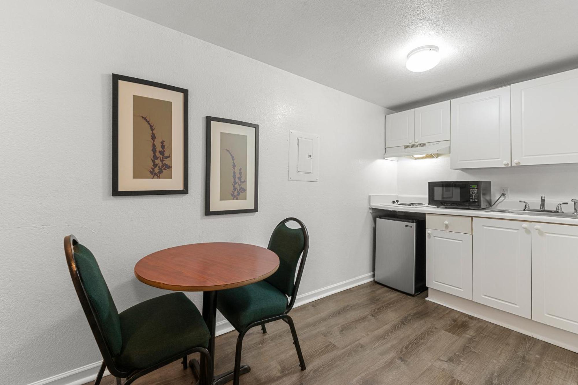Extended Stay Studios Montgomery Buitenkant foto