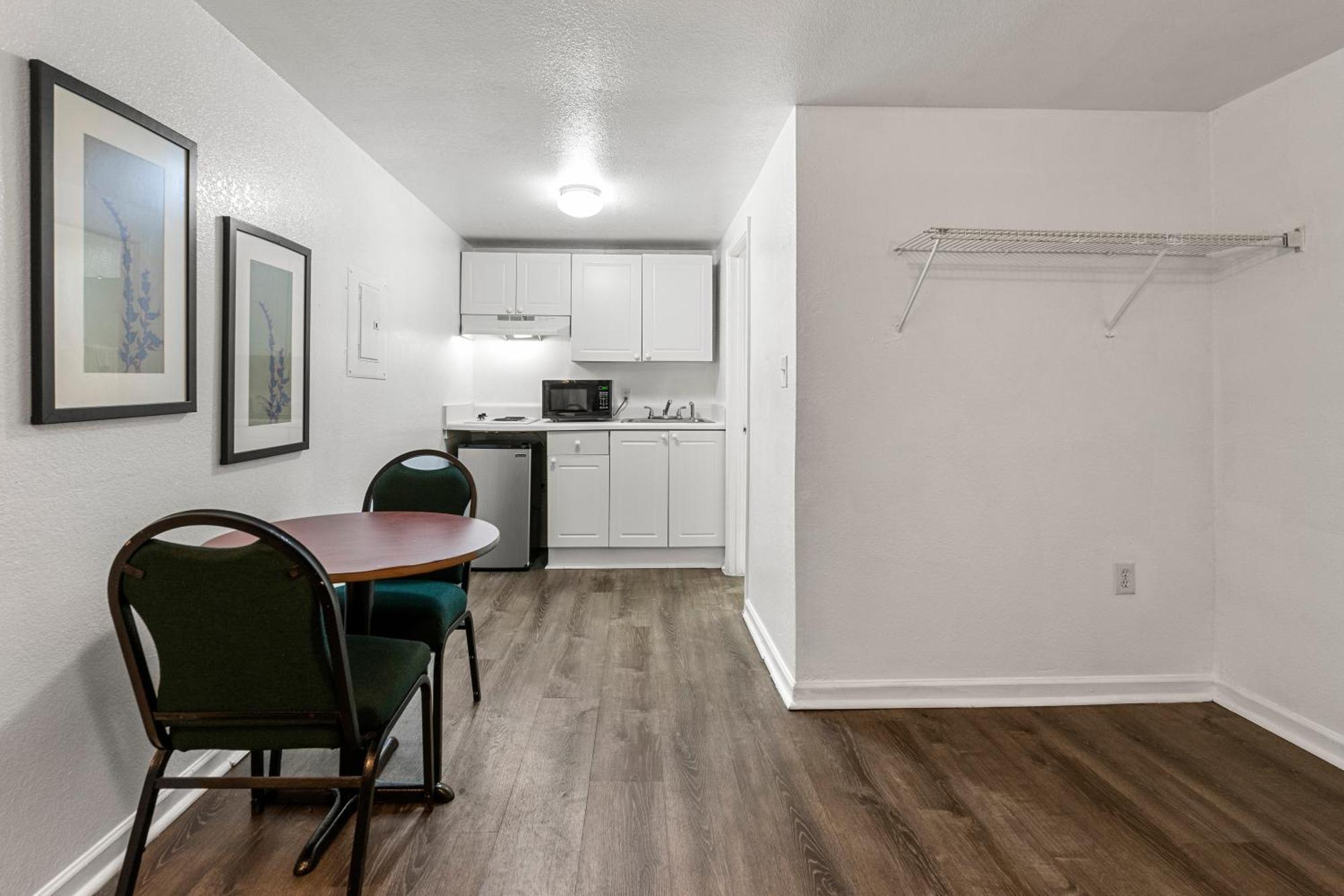 Extended Stay Studios Montgomery Buitenkant foto